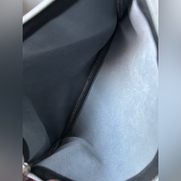 Frida Kahlo Tapestry Clutch NWOT - Picture 8 of 8